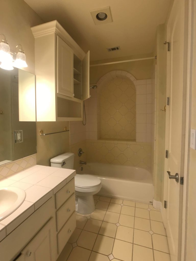 Joys Bathroom Shower Before Cuestaverde